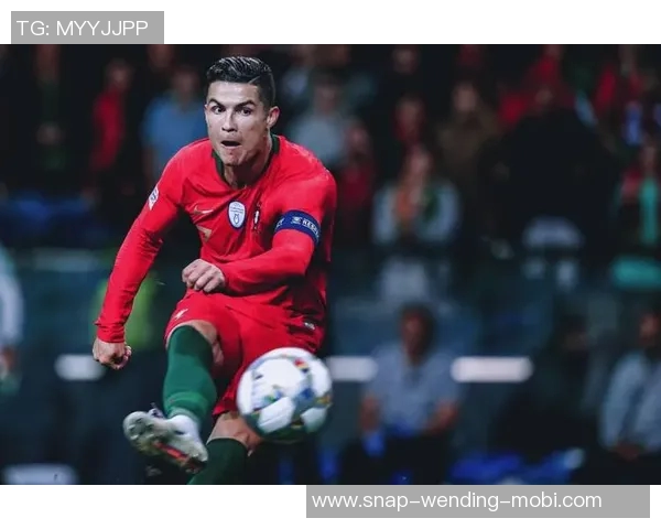 足球运动员如何预防和治疗腰椎间盘突出以保持竞技状态和健康生活